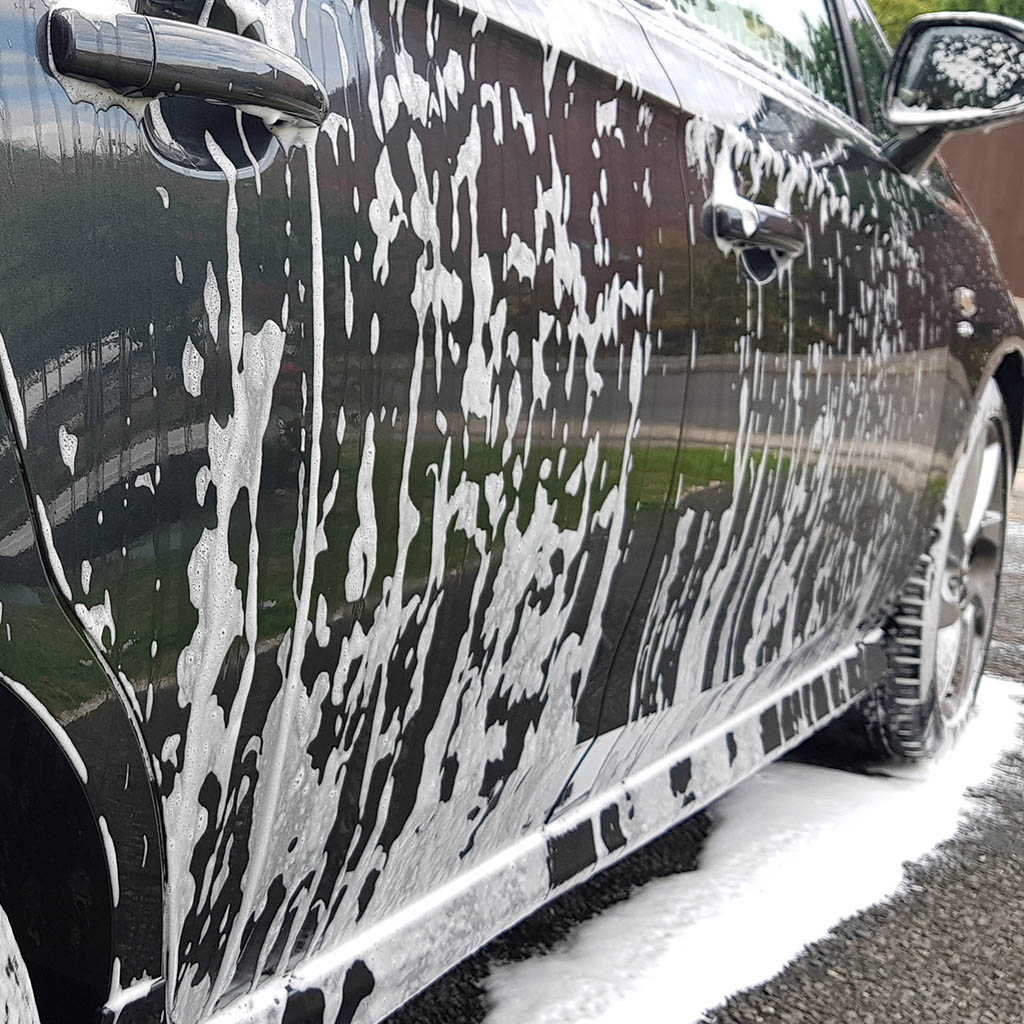 snowfoam cleaner waxed car