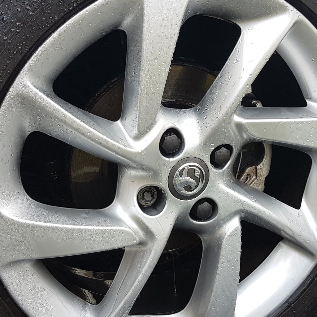 alloy wheel clean pro