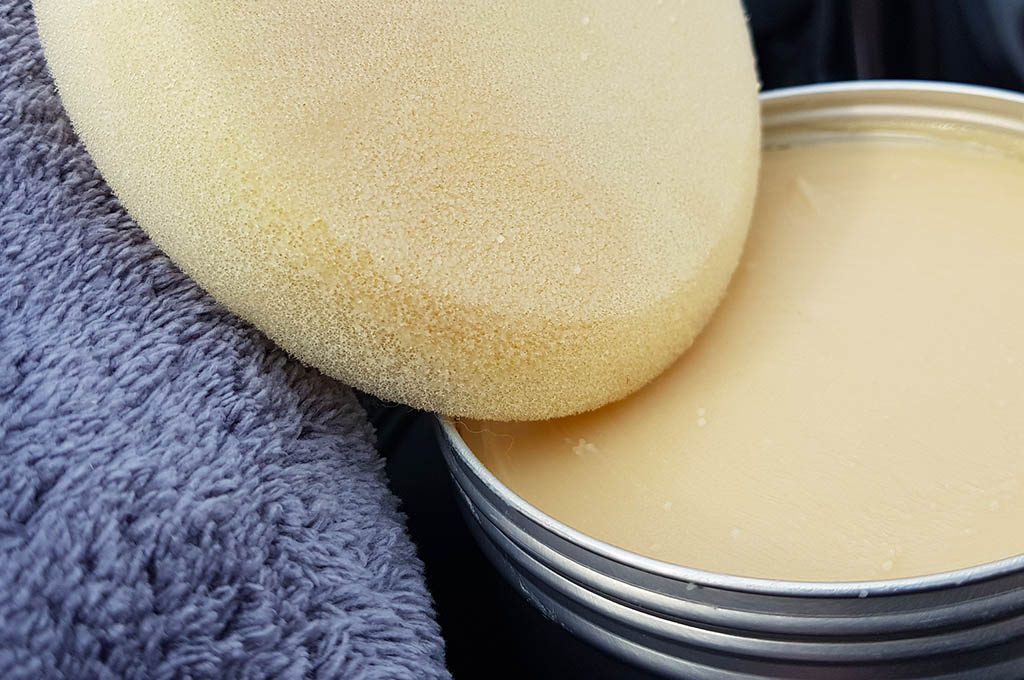 waxes were made from 100% carnauba wax